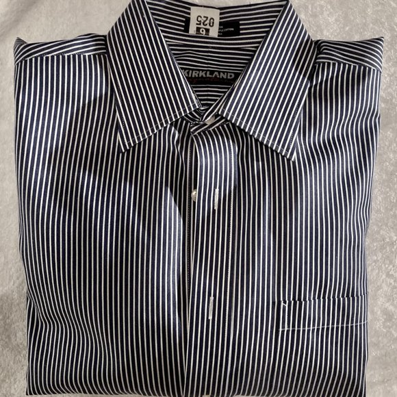 Kirkland Men's Long Sleeve Dress Shirts...Lot of 3 - Picture 2 of 13